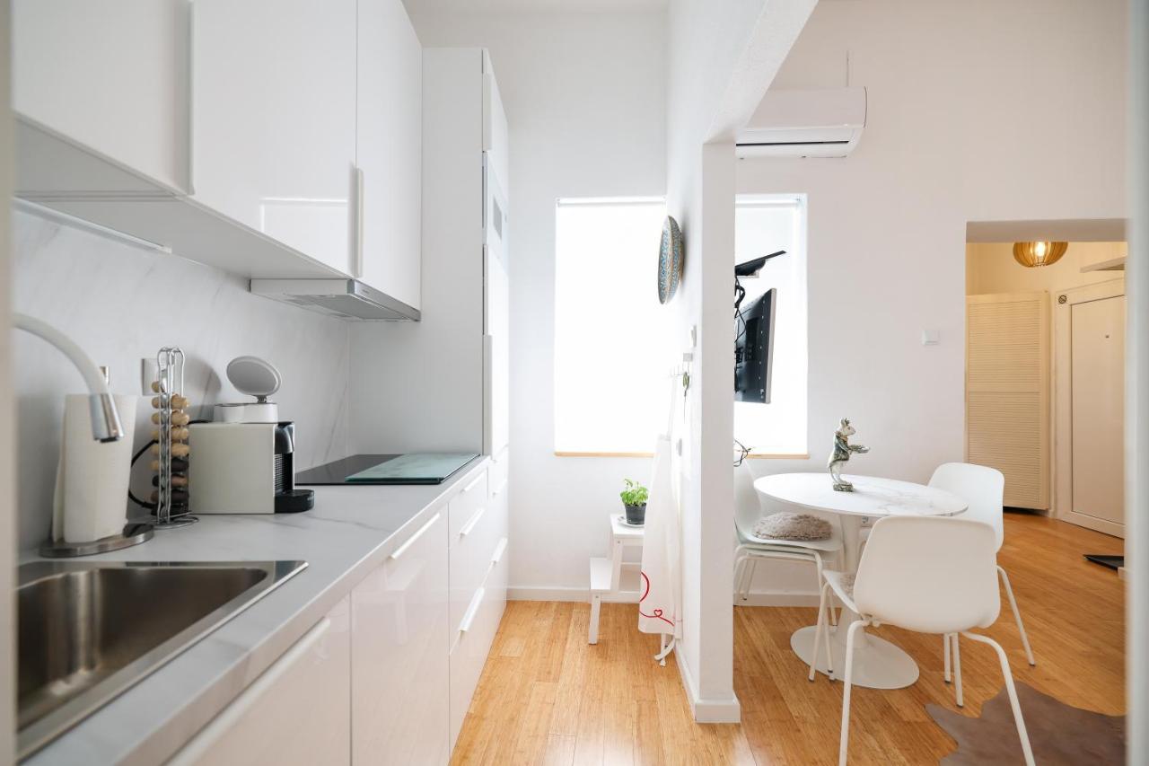 Iadra Apartment In City Center Zadar Exterior photo